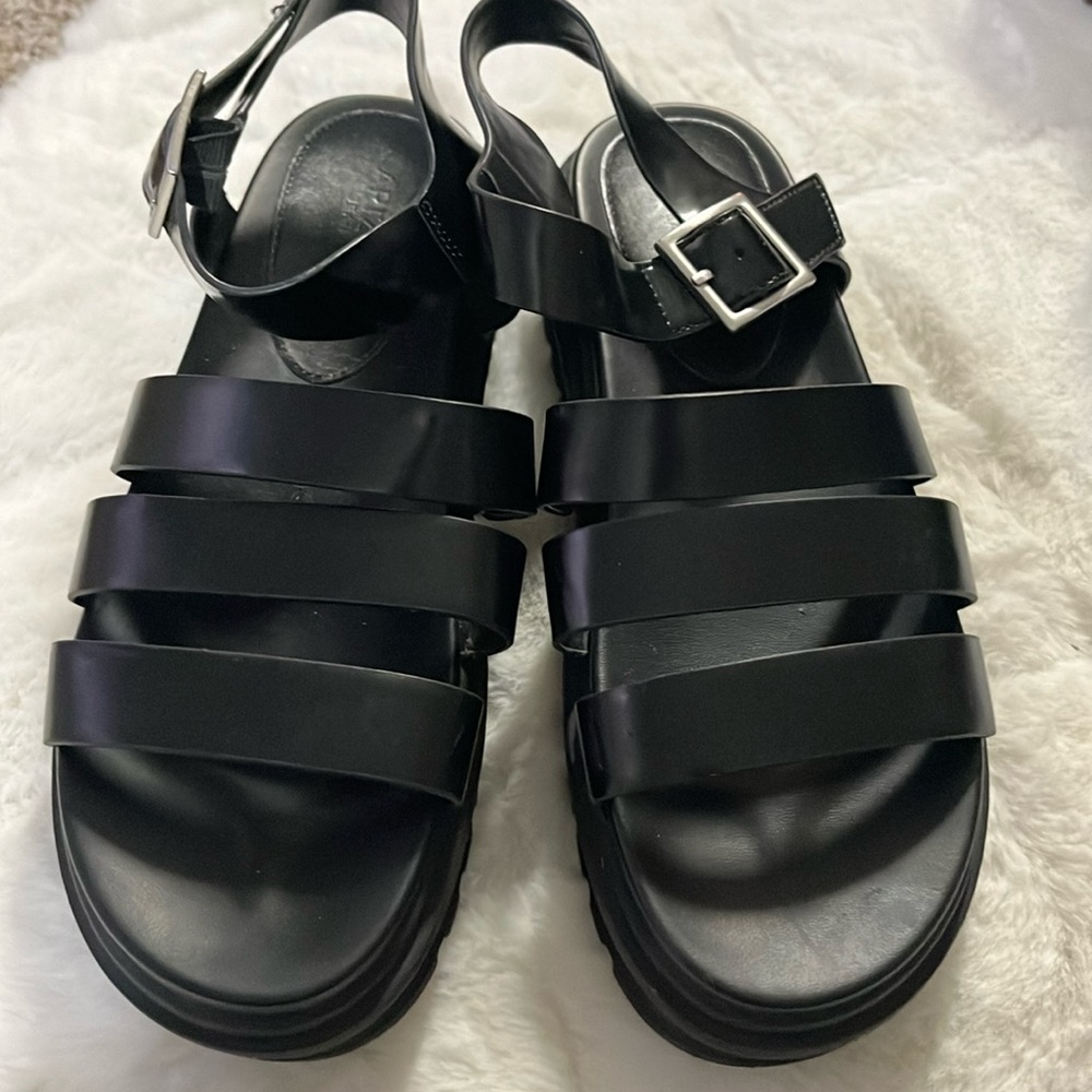 Black strappy platform sandals